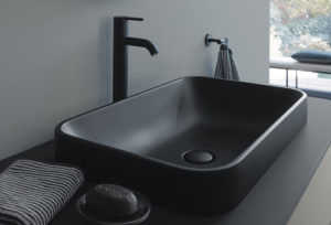 Black is Beautiful - Wie Schwarz im Bad wirkt